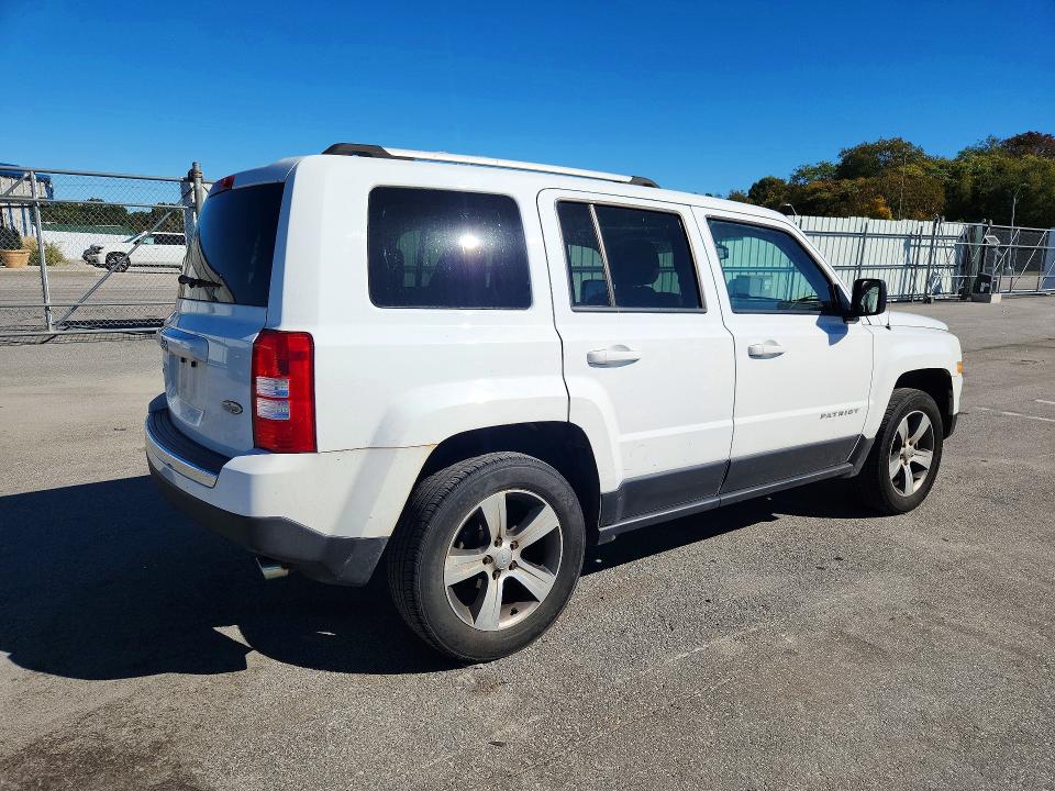 Снимка 3 от търг – 2016 JEEP PATRIOT с VIN 1C4NJRFB4GD724891