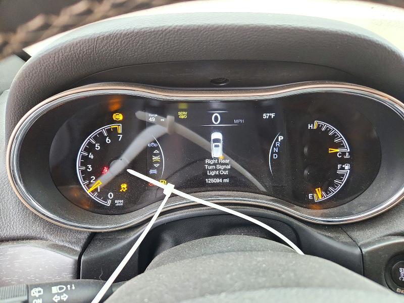 Снимка 9 от търг – 2016 JEEP GRAND CHEROKEE с VIN 1C4RJFBG6GC304427