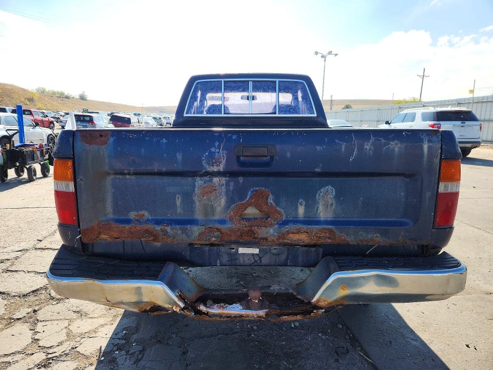 صورة رقم 6 من المزاد - 1992 TOYOTA PICKUP مع VIN JT4VN13D8N5100904