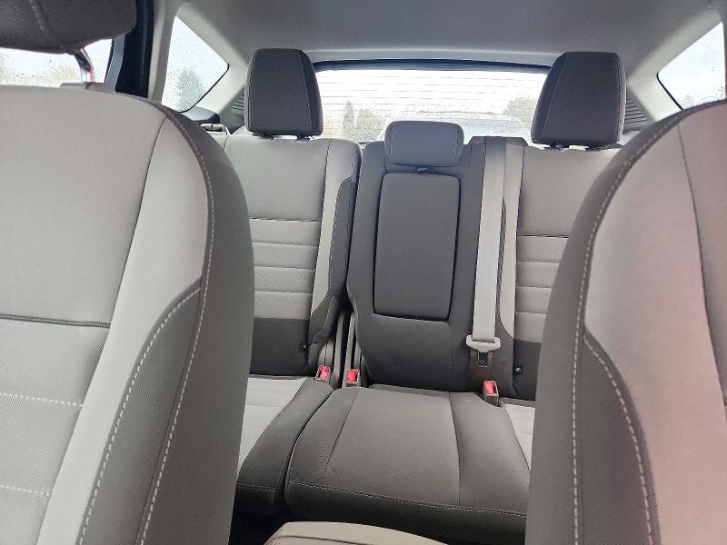 Zdjęcie 10 z aukcji – 2013 FORD C-MAX z VIN 1FADP5AU6DL510696