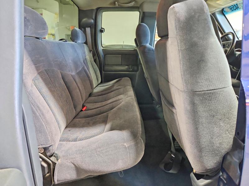 Снимка 10 от търг – 2002 CHEVROLET SILVERADO с VIN 2GCEK19V021274696