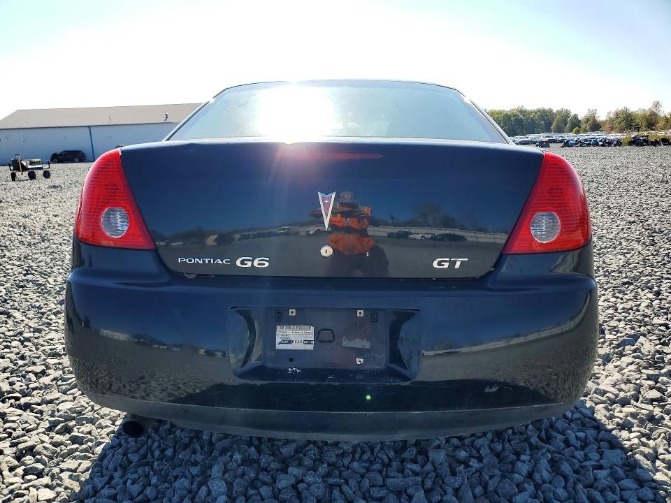 Снимка 6 от търг – 2008 PONTIAC G6 с VIN 1G2ZH57N084156238