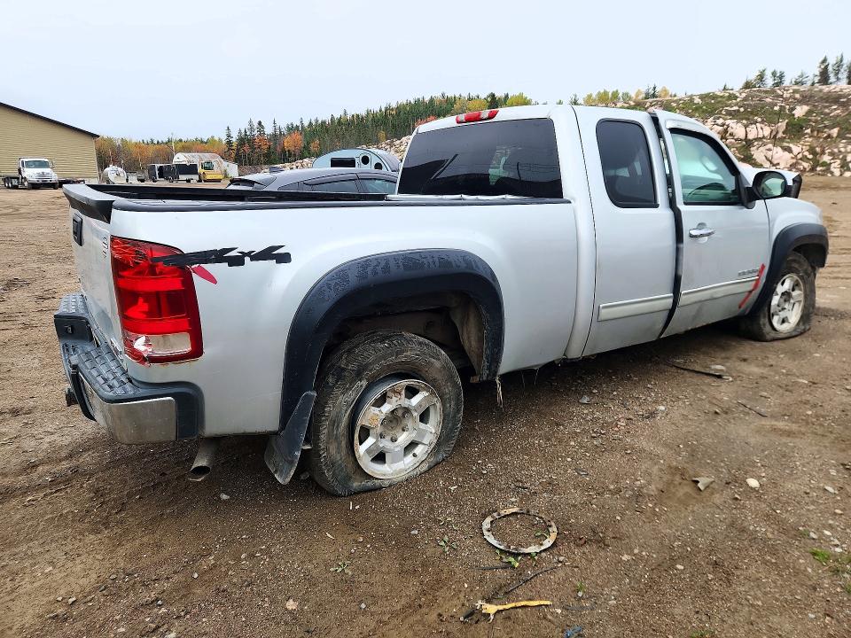 صورة رقم 3 من المزاد - 2012 GMC SIERRA مع VIN 1GTR2UEA0CZ128796