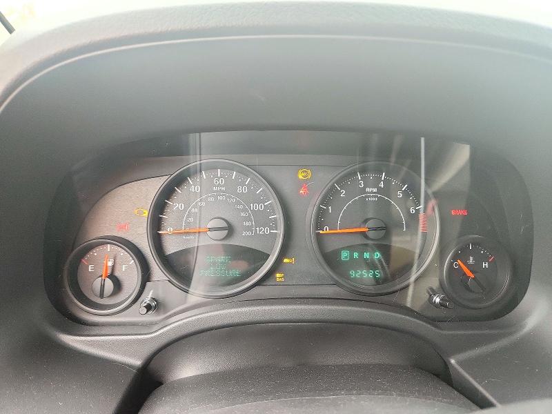 Снимка 9 от търг – 2010 JEEP COMPASS с VIN 1J4NF4FBXAD511711