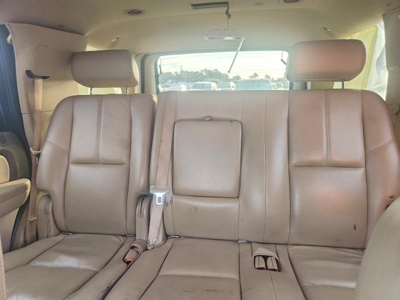 Снимка 10 от търг – 2007 GMC YUKON с VIN 1GKFC13097R357304
