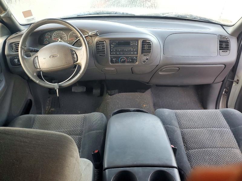 Photo 8 from auction – 2001 FORD F150 with VIN 1FTZX17201NB95098