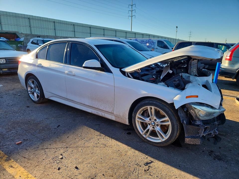 Снимка 4 от търг – 2015 BMW 328 с VIN WBA3B3C52FJ984347