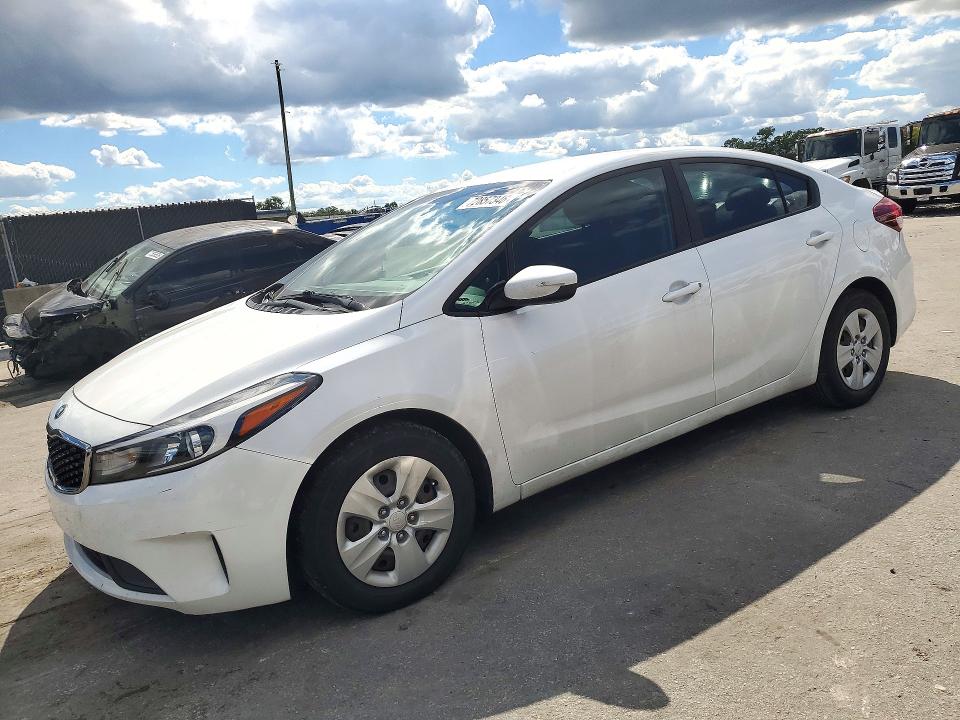 2017 KIA FORTE - Търг №72857346