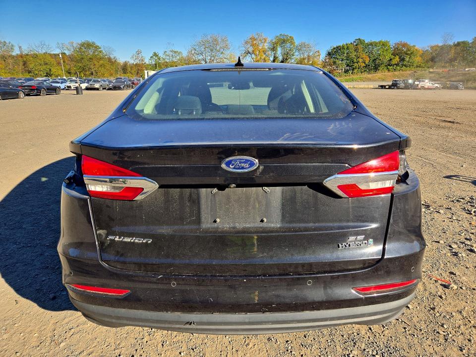 Фото 6 с аукциона – 2019 FORD FUSION с VIN 3FA6P0LU1KR192204