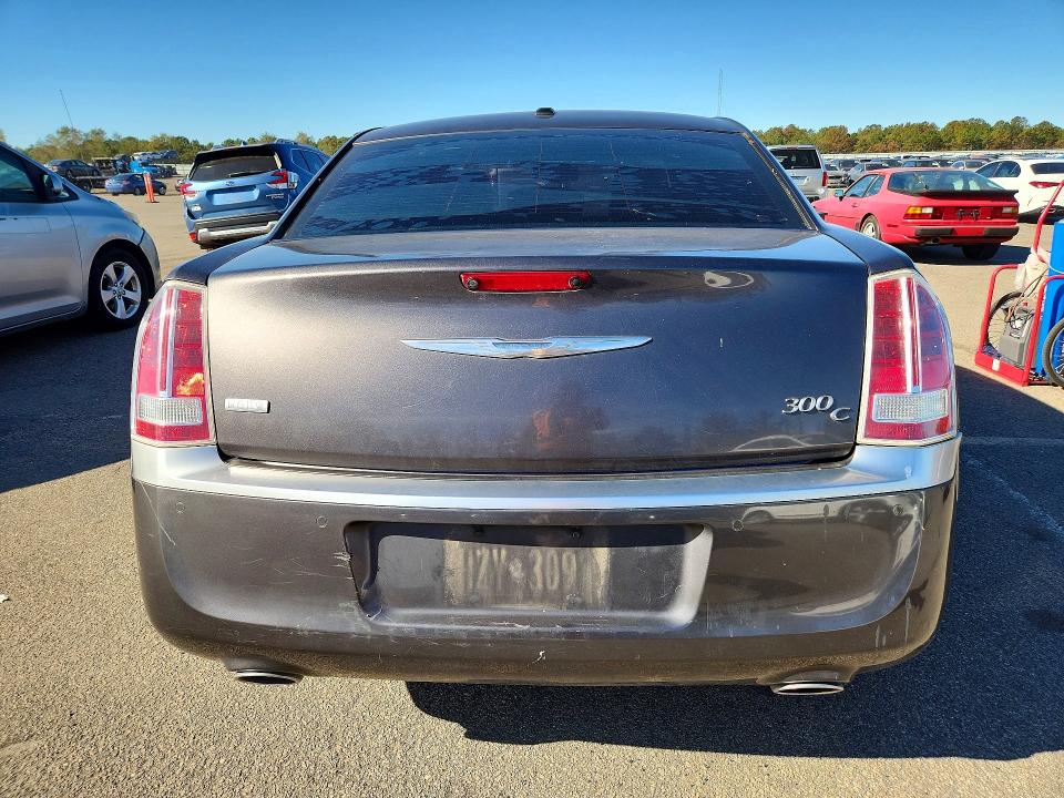 Photo 6 from auction – 2014 CHRYSLER 300C with VIN 2C3CCADT0EH296966