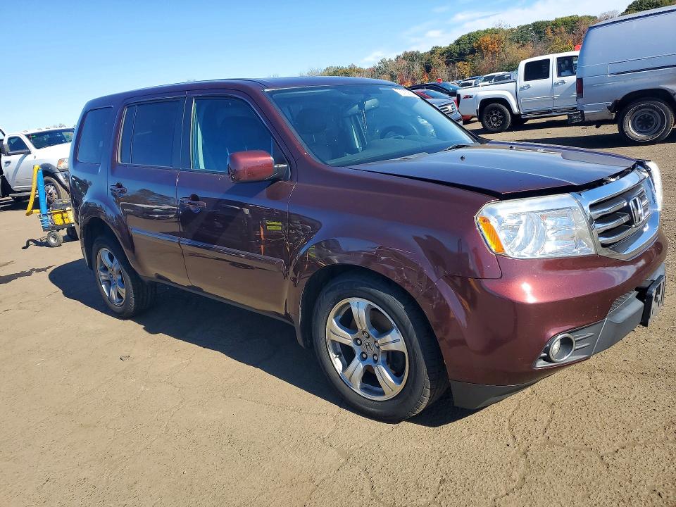 Photo 4 from auction – 2015 HONDA PILOT with VIN 5FNYF4H59FB045439