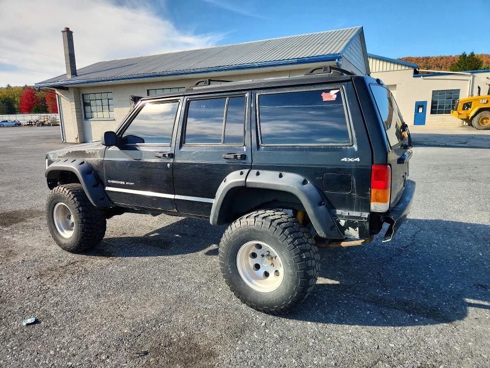 صورة رقم 2 من المزاد - 2000 JEEP CHEROKEE مع VIN 1J4FF48S5YL264213
