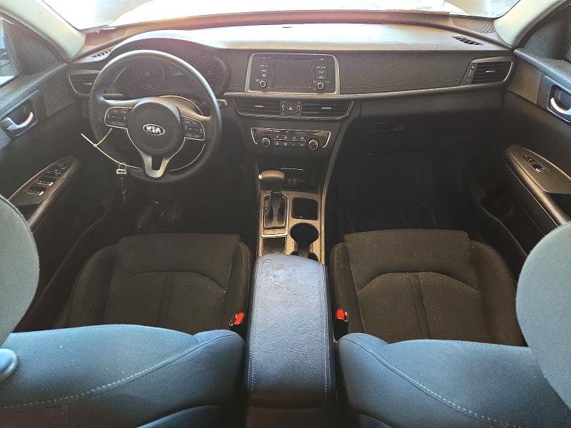 Photo 8 from auction – 2016 KIA OPTIMA with VIN 5XXGT4L31GG014095