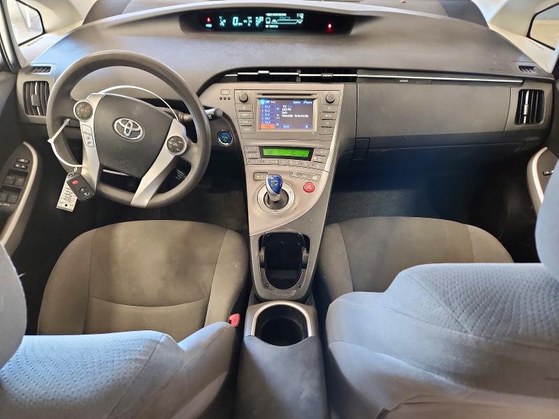 Снимка 8 от търг – 2013 TOYOTA PRIUS с VIN JTDKN3DU5D5653716