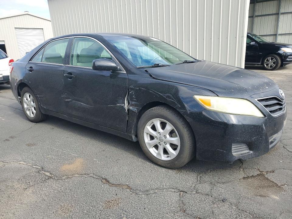 Снимка 4 от търг – 2011 TOYOTA CAMRY с VIN 4T4BF3EK5BR186134