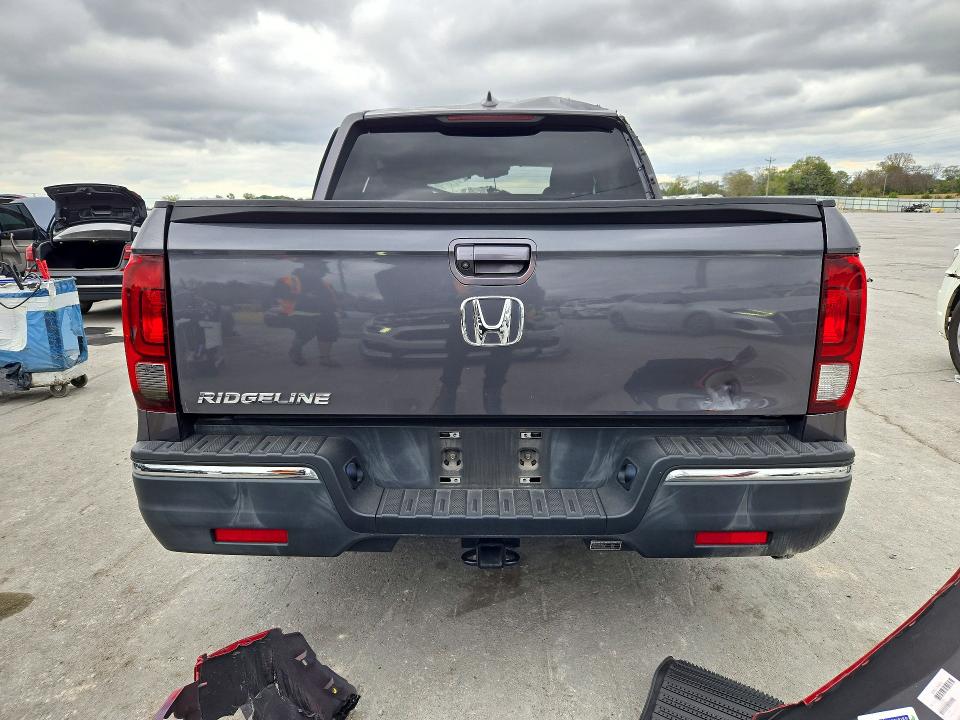 Photo 6 from auction – 2020 HONDA RIDGELINE with VIN 5FPYK2F18LB000219