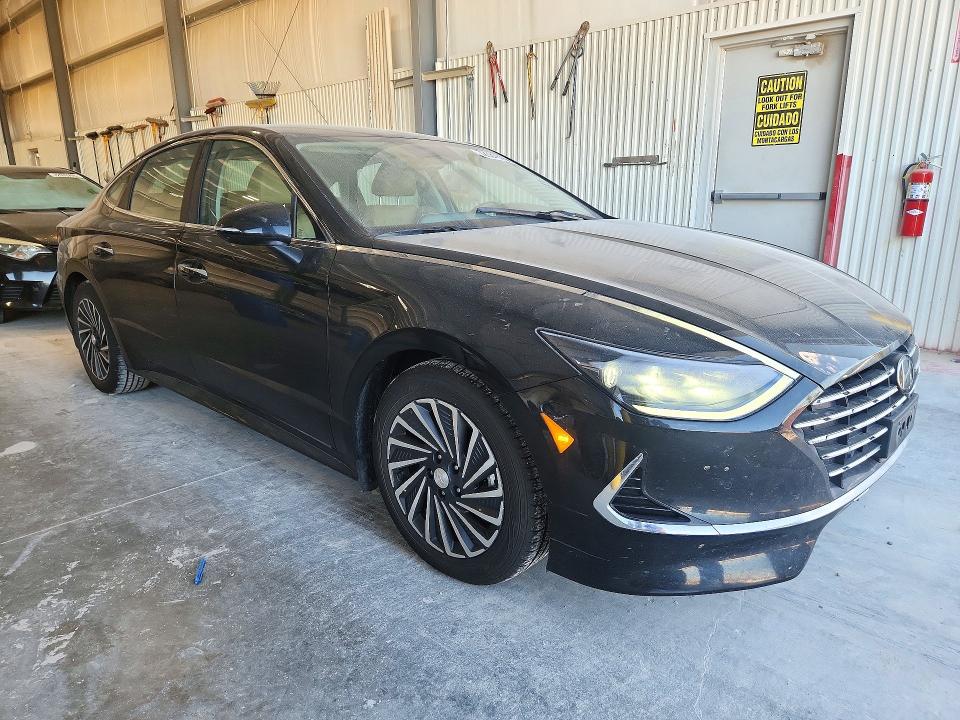 Снимка 4 от търг – 2021 HYUNDAI SONATA HYBRID с VIN KMHL54JJXMA024007