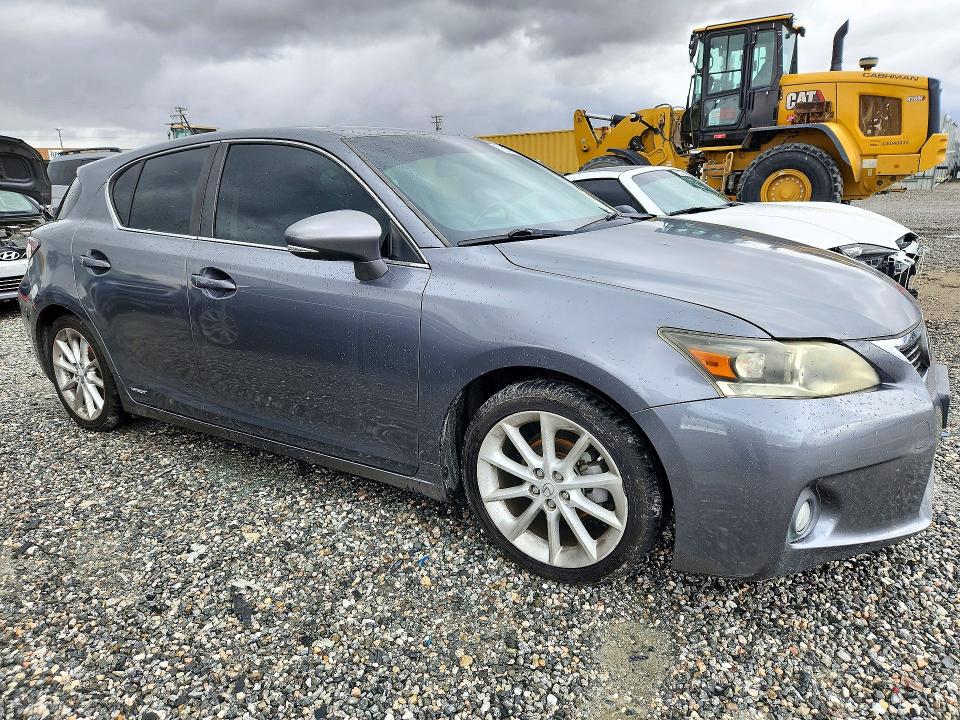 Photo 4 from auction – 2013 LEXUS CT with VIN JTHKD5BH3D2151839