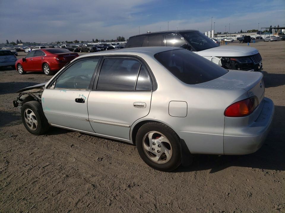 Снимка 2 от търг – 2001 TOYOTA COROLLA с VIN 1NXBR12E31Z524312