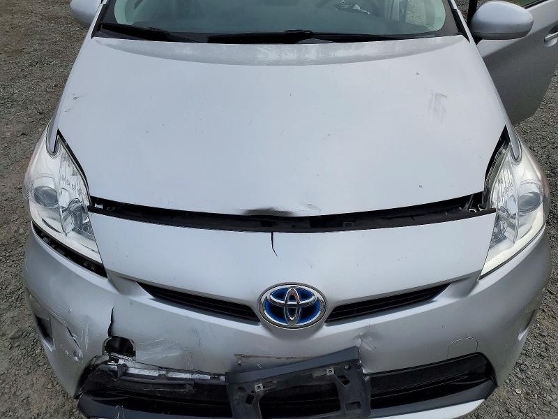 Снимка 12 от търг – 2013 TOYOTA PRIUS с VIN JTDKN3DU3D5559303