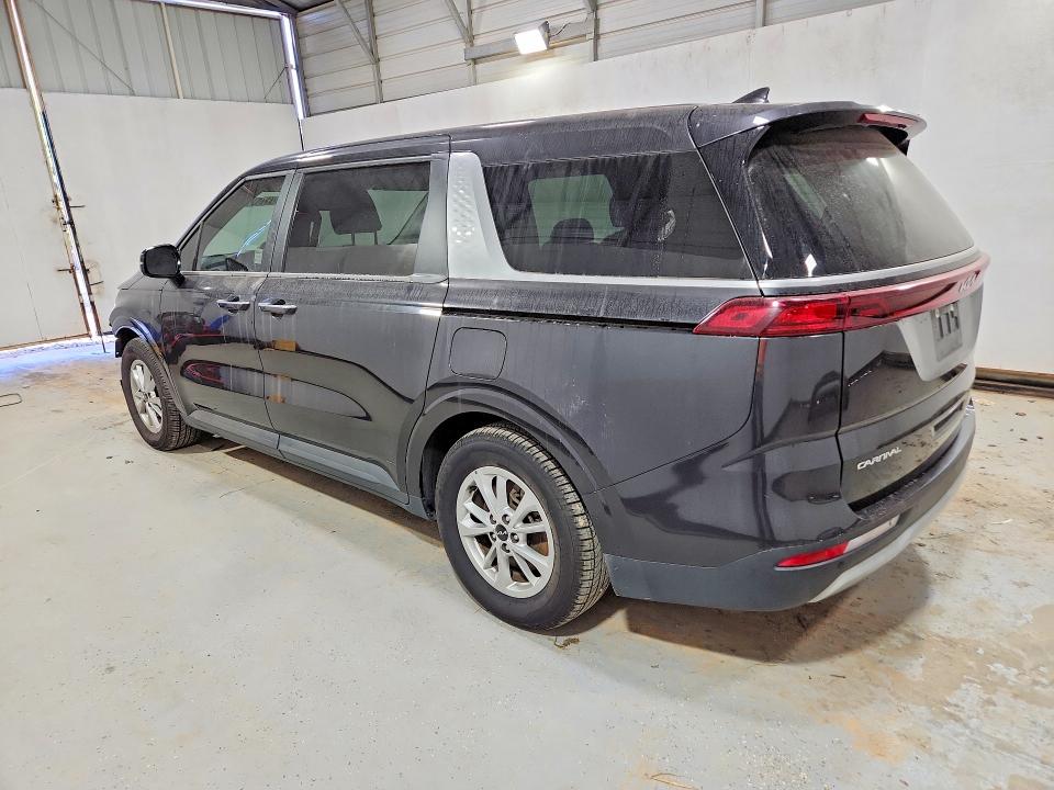 Photo 2 from auction – 2024 KIA CARNIVAL with VIN KNDNB4H38R6389728