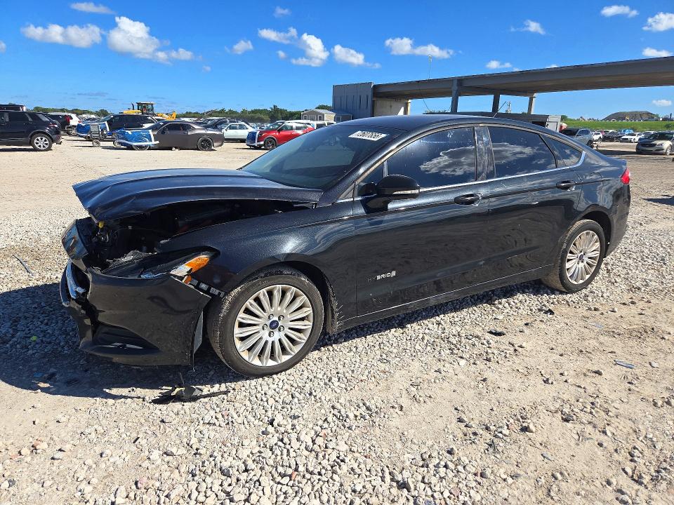 FORD FUSION 2013 с VIN 3FA6P0LU9DR305206 - Фото с аукциона