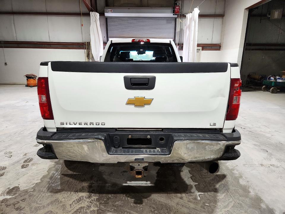 Photo 6 from auction – 2015 CHEVROLET SILVERADO with VIN 1GC4KYC84FF632534
