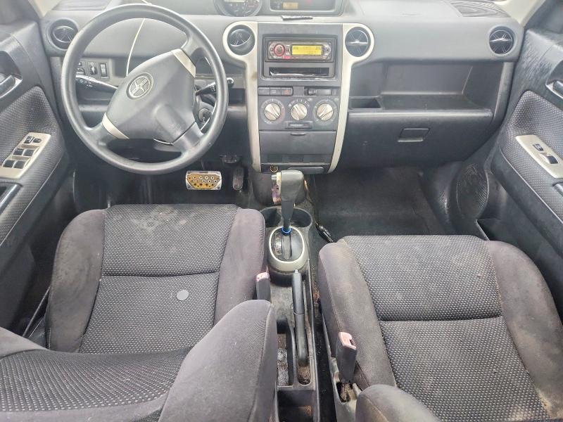 Photo 8 from auction – 2005 SCION XB with VIN JTLKT324054024191