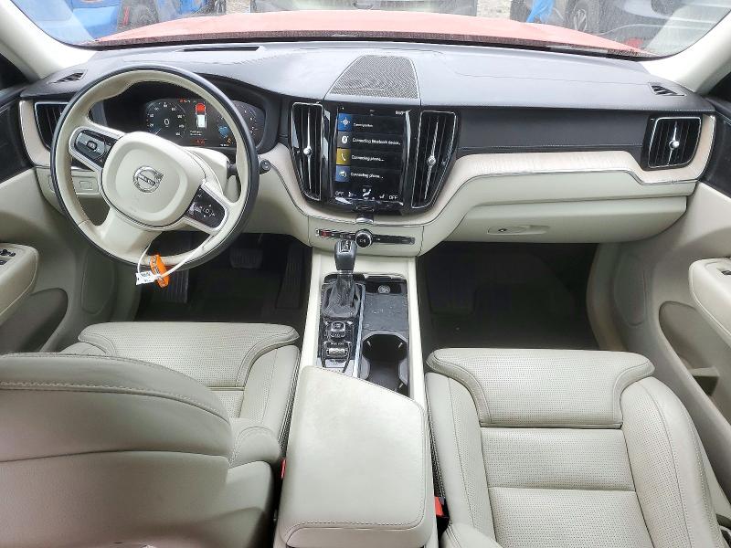 Снимка 8 от търг – 2021 VOLVO XC60 с VIN YV4102RLXM1753769