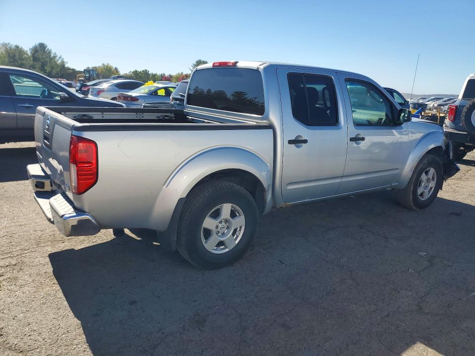 Снимка 3 от търг – 2005 NISSAN FRONTIER с VIN 1N6AD07W35C420499