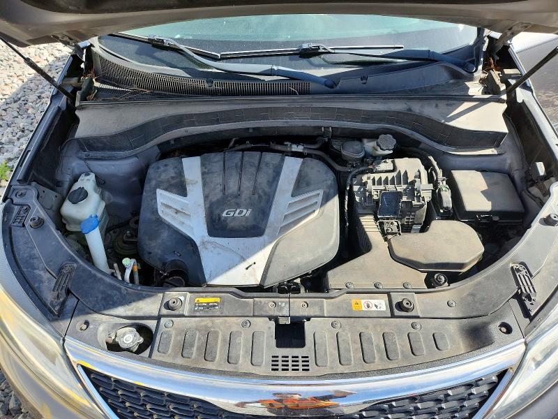 Снимка 12 от търг – 2015 KIA SORENTO с VIN 5XYKU4A77FG586473