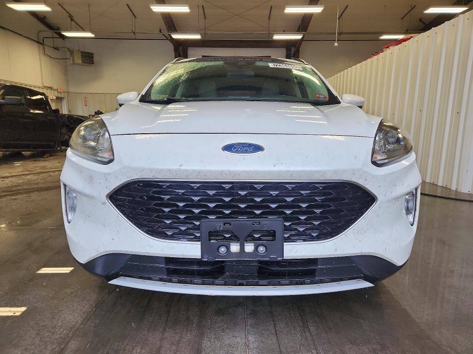 Photo 5 from auction – 2020 FORD ESCAPE with VIN 1FMCU9H60LUA12012