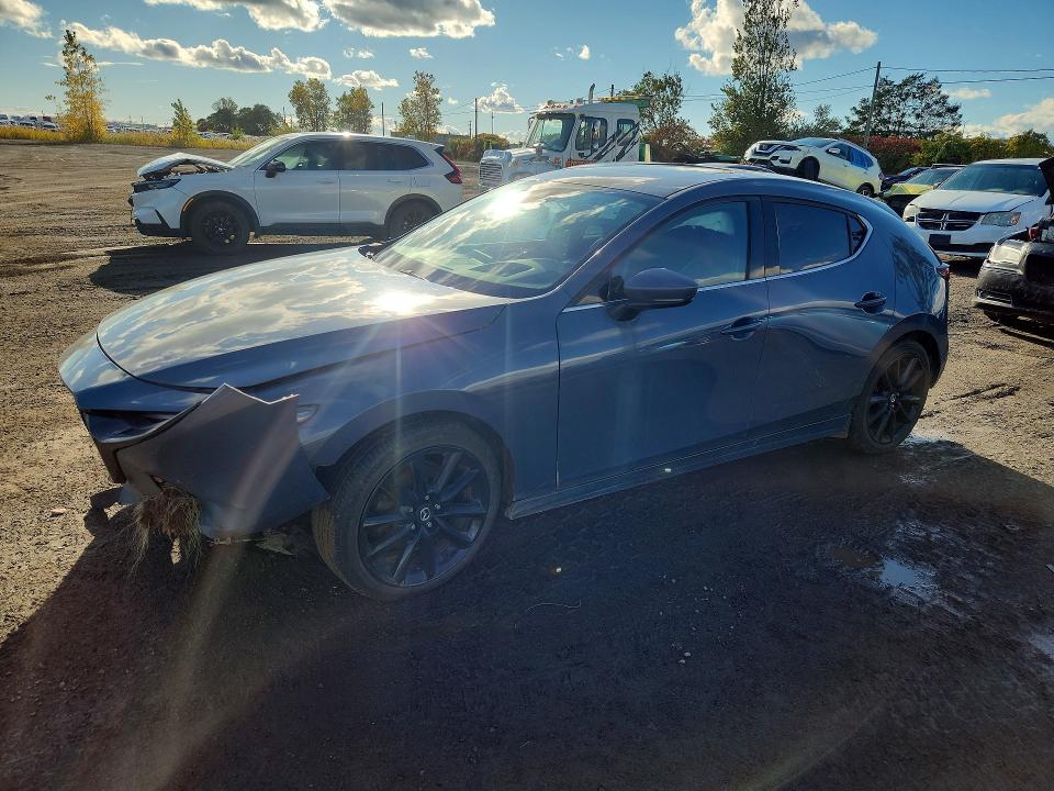 MAZDA 3 2020 с VIN JM1BPBMM3L1156397 - Снимка от търг