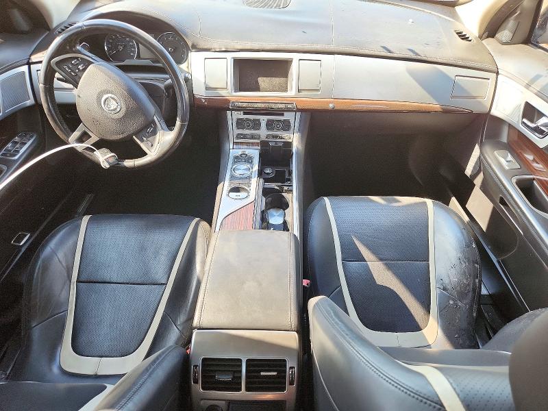 Zdjęcie 8 z aukcji – 2012 JAGUAR XF z VIN SAJWA0HB7CLS51857
