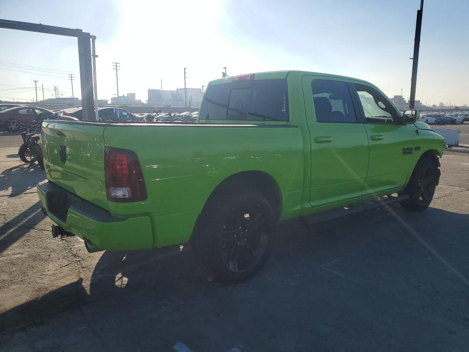 Снимка 3 от търг – 2017 RAM 1500 с VIN 1C6RR6MT1HS824911