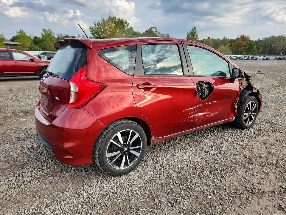 Снимка 3 от търг – 2018 NISSAN VERSA NOTE с VIN 3N1CE2CP5JL361279