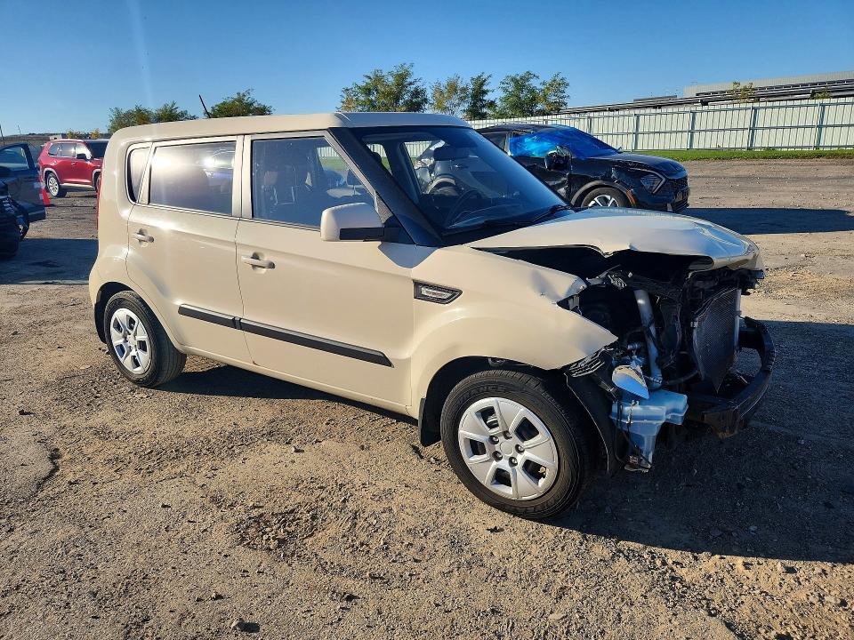 Photo 4 from auction – 2012 KIA SOUL with VIN KNDJT2A52C7393674