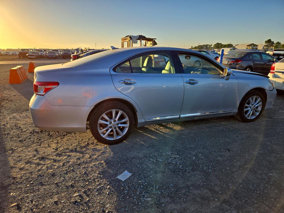 Photo 3 from auction – 2010 LEXUS ES with VIN JTHBK1EG6A2383381
