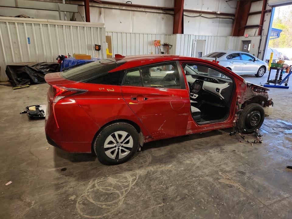 Photo 3 from auction – 2017 TOYOTA PRIUS with VIN JTDKARFU6H3528561