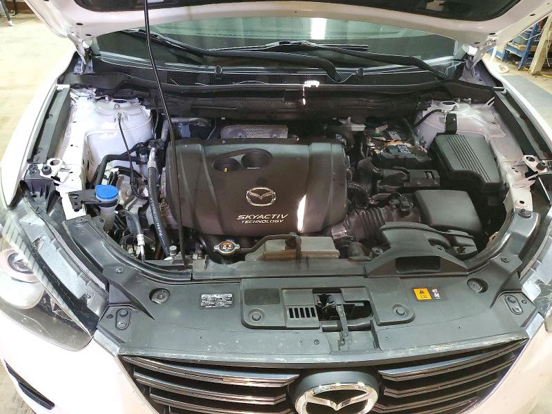 Снимка 11 от търг – 2016 MAZDA CX-5 с VIN JM3KE2BYXG0907588