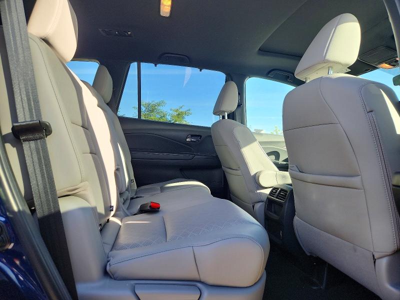 Снимка 11 от търг – 2021 HONDA PASSPORT с VIN 5FNYF8H50MB019882