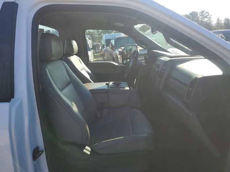 Снимка 10 от търг – 2019 FORD F350 с VIN 1FDRF3G64KEE36465