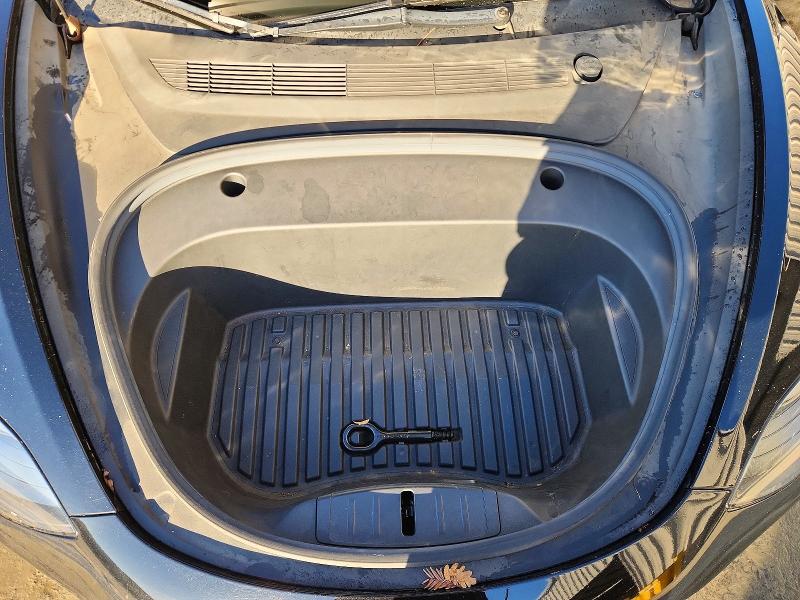 Снимка 11 от търг – 2022 TESLA MODEL 3 с VIN 5YJ3E1EA5NF291271