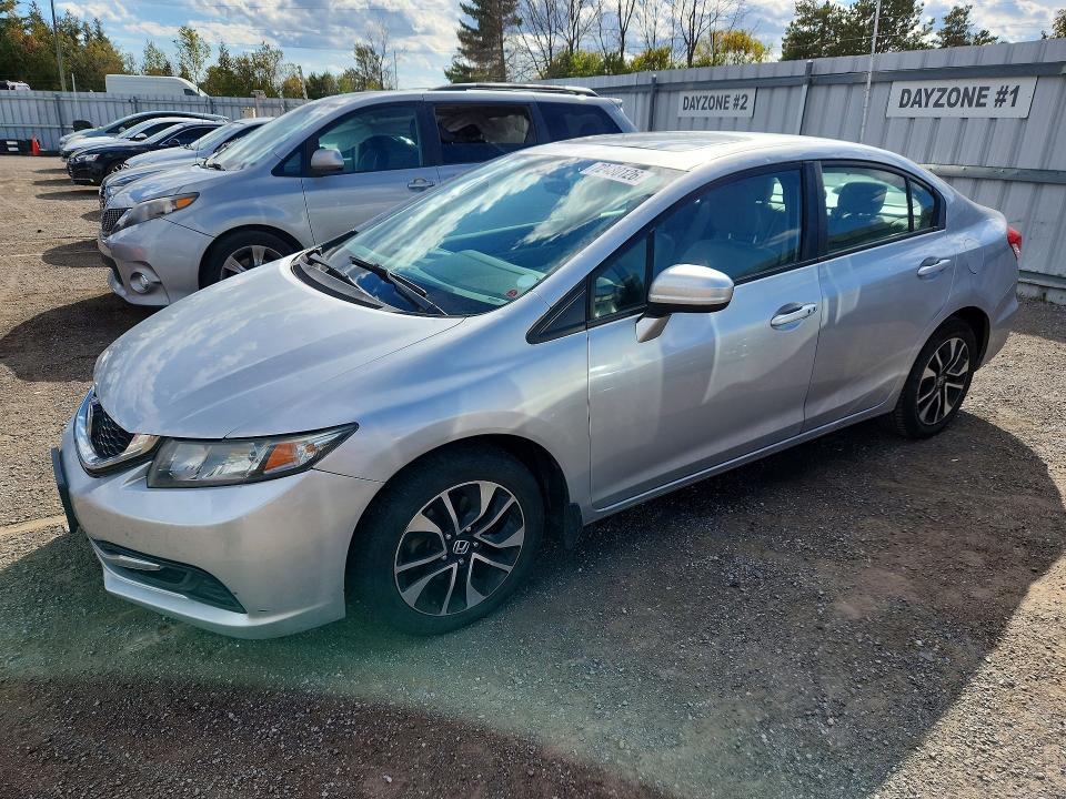 صورة رقم 1 من المزاد - 2015 HONDA CIVIC مع VIN 2HGFB2F52FH015527