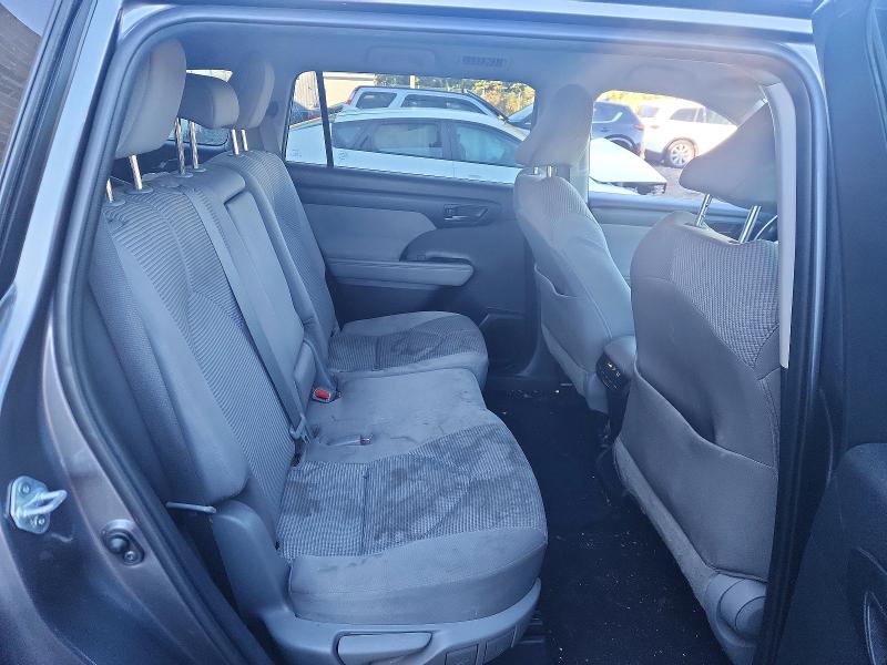 Снимка 11 от търг – 2021 TOYOTA HIGHLANDER с VIN 5TDBZRBH1MS530826