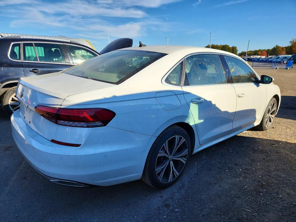 Снимка 3 от търг – 2020 VOLKSWAGEN PASSAT с VIN 1VWCA7A3XLC025340