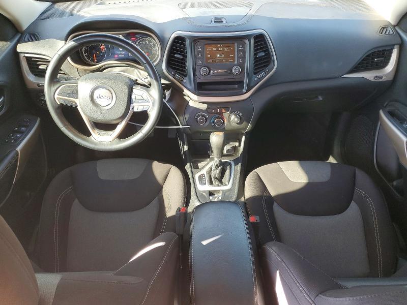 Снимка 8 от търг – 2018 JEEP CHEROKEE с VIN 1C4PJLCB2JD565001