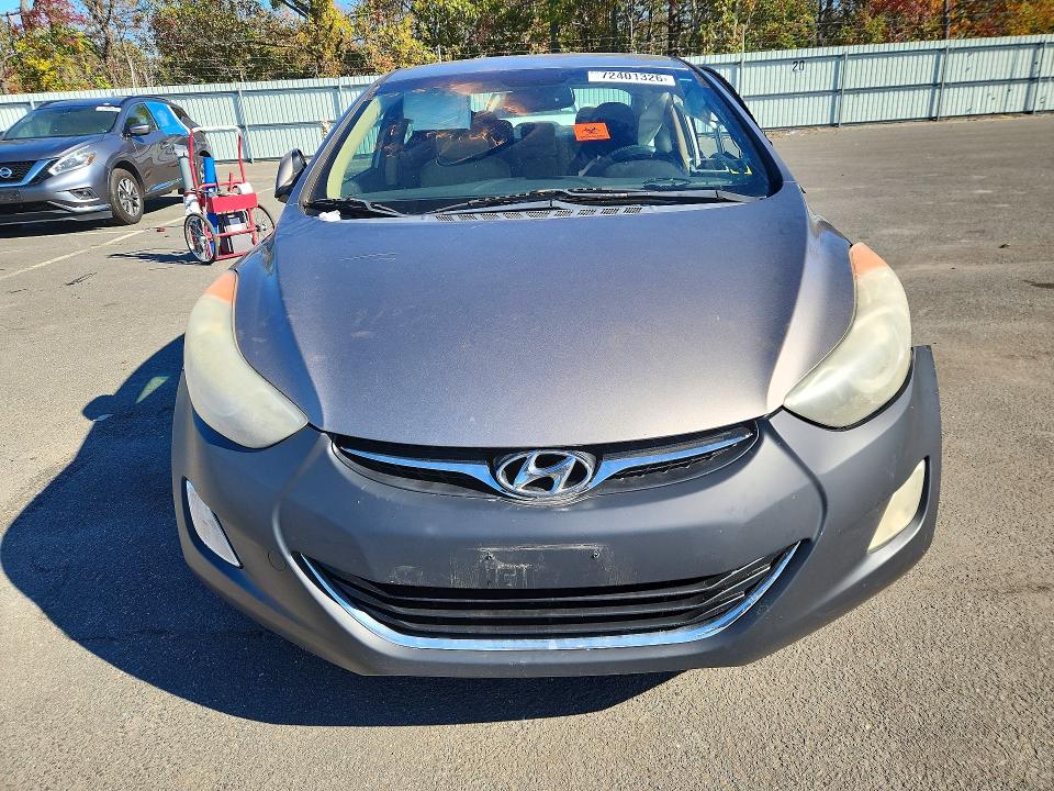 Photo 5 from auction – 2012 HYUNDAI ELANTRA with VIN 5NPDH4AE3CH106185