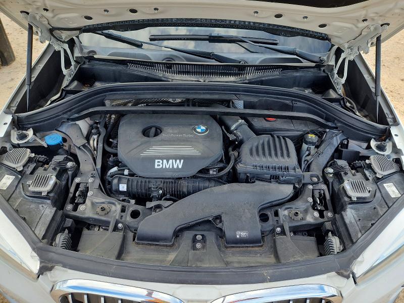 Фото 11 с аукциона – 2016 BMW X1 с VIN WBXHT3C37GP884217