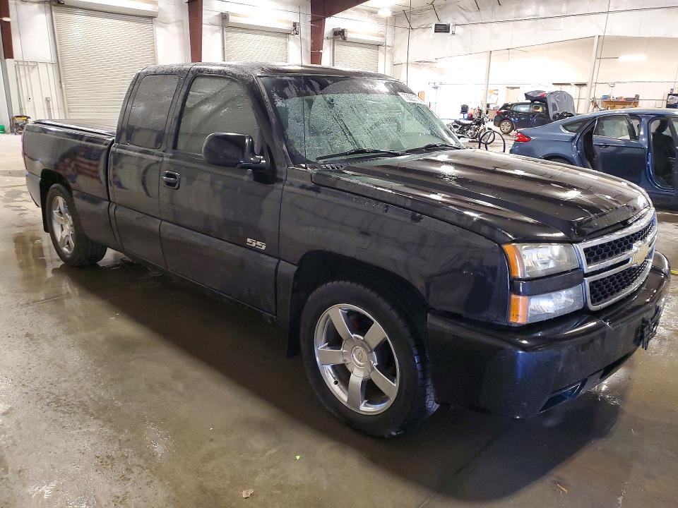 Снимка 4 от търг – 2005 CHEVROLET 1500 с VIN DPSMN173960